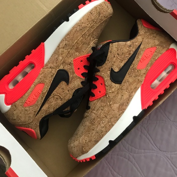 Nike Shoes - Nike Air Max Cork